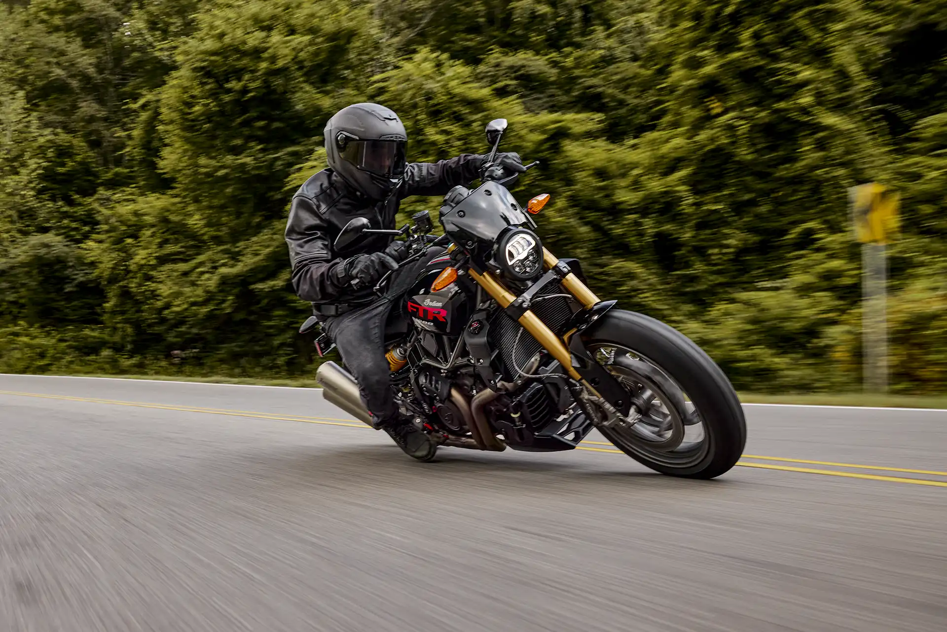 Whitestone Motorrad Solothurn FTR Sport Banner