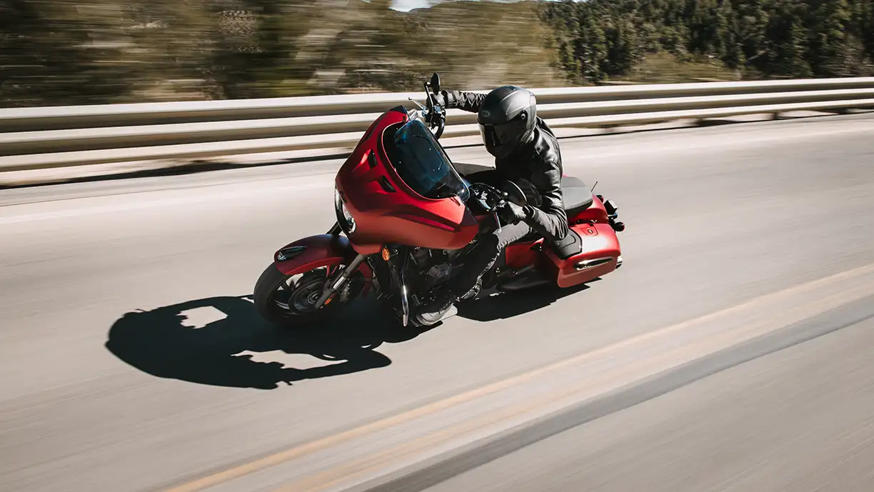 Whitestone Motorrad Solothurn Chieftain Powerplus Dark Horse Banner