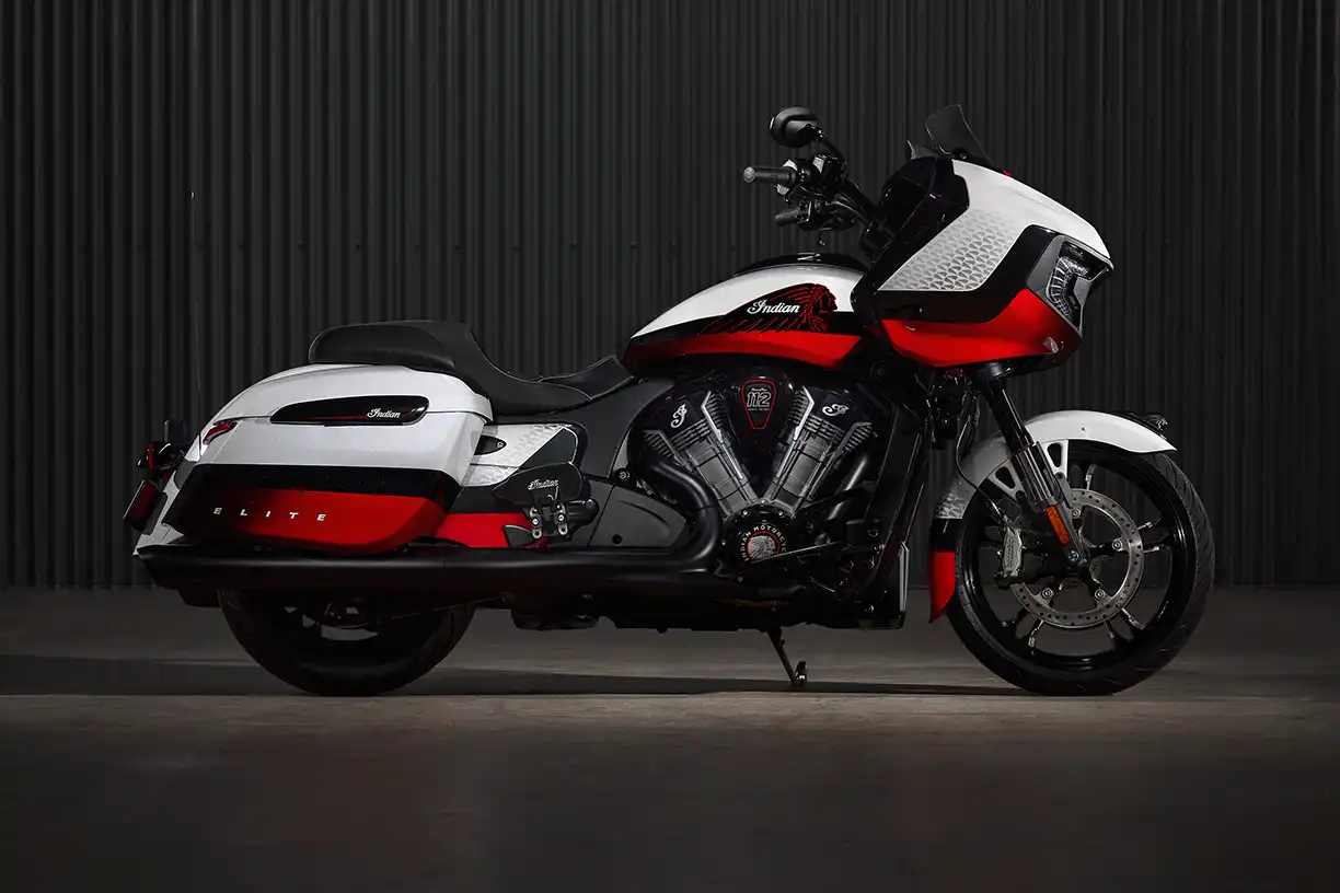 Whitestone Motorrad Solothurn Edler Stil Carousel